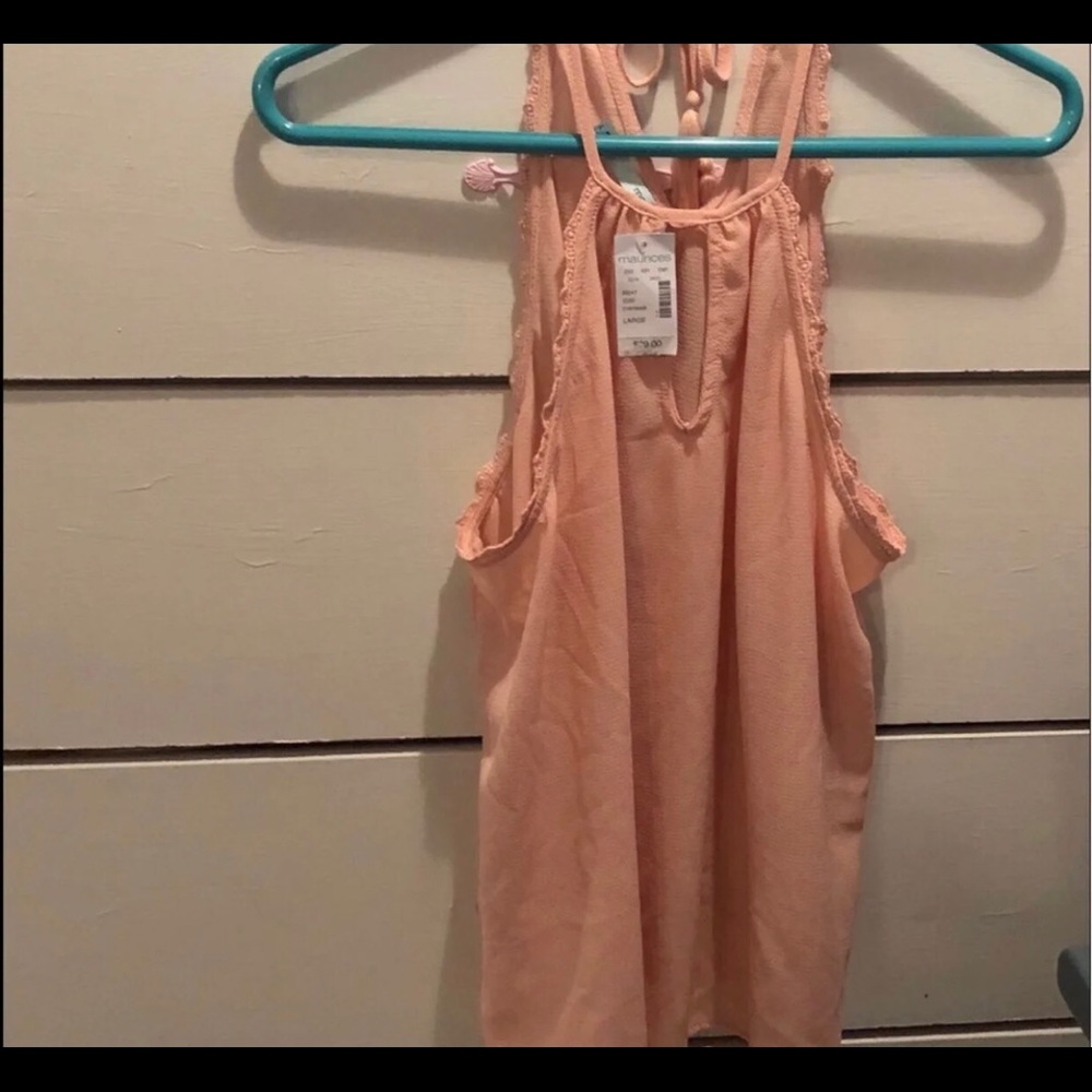 Maurice’s Peach Colored Blouse